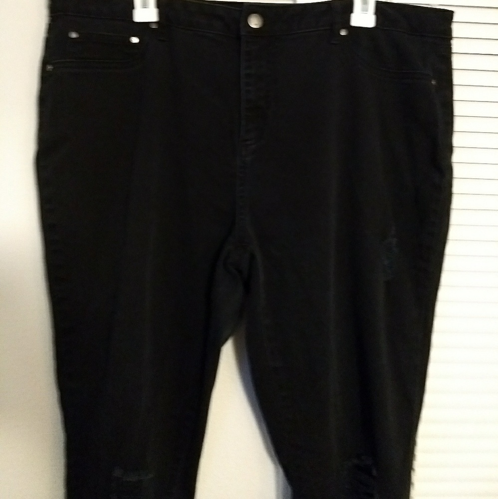 Ripped Skinny Jeans size 18 Plus!